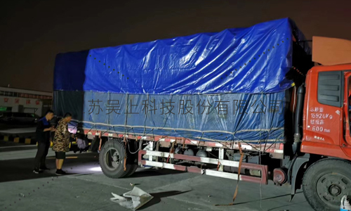 杭州浙江客戶訂購實驗室通風柜-發貨現場